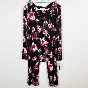 Sesoire by Miss Elaine Women's Black and Pink Floral Pajama Set Size Large